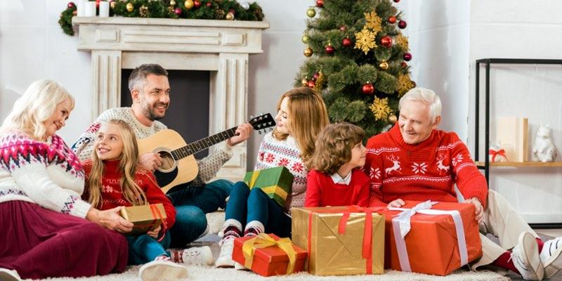 Guitar Classes for The Holidays
