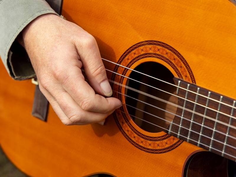 What is the Role of a Guitar Teacher?