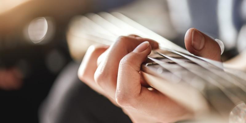 Why Are Guitar Lessons For Beginners Important?