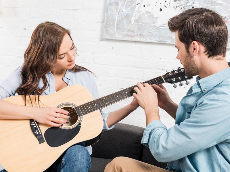 Can Guitar Teachers Provide Personalized Lessons?