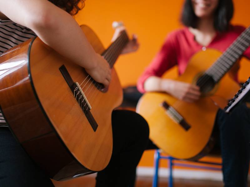 Are Guitar Lessons Hard?