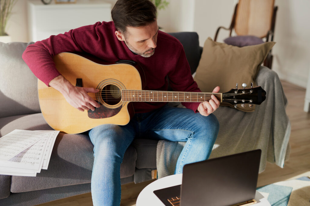 Are Some Guitar Lessons Better Than Others for Achieving Results?